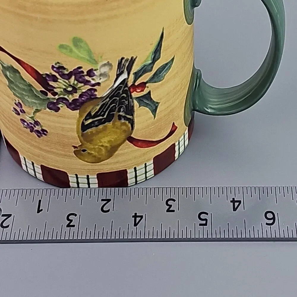 Lenox Coffee Mug Cup Winter Greetings Goldfinch Bird Everyday Holiday 8 Ounce